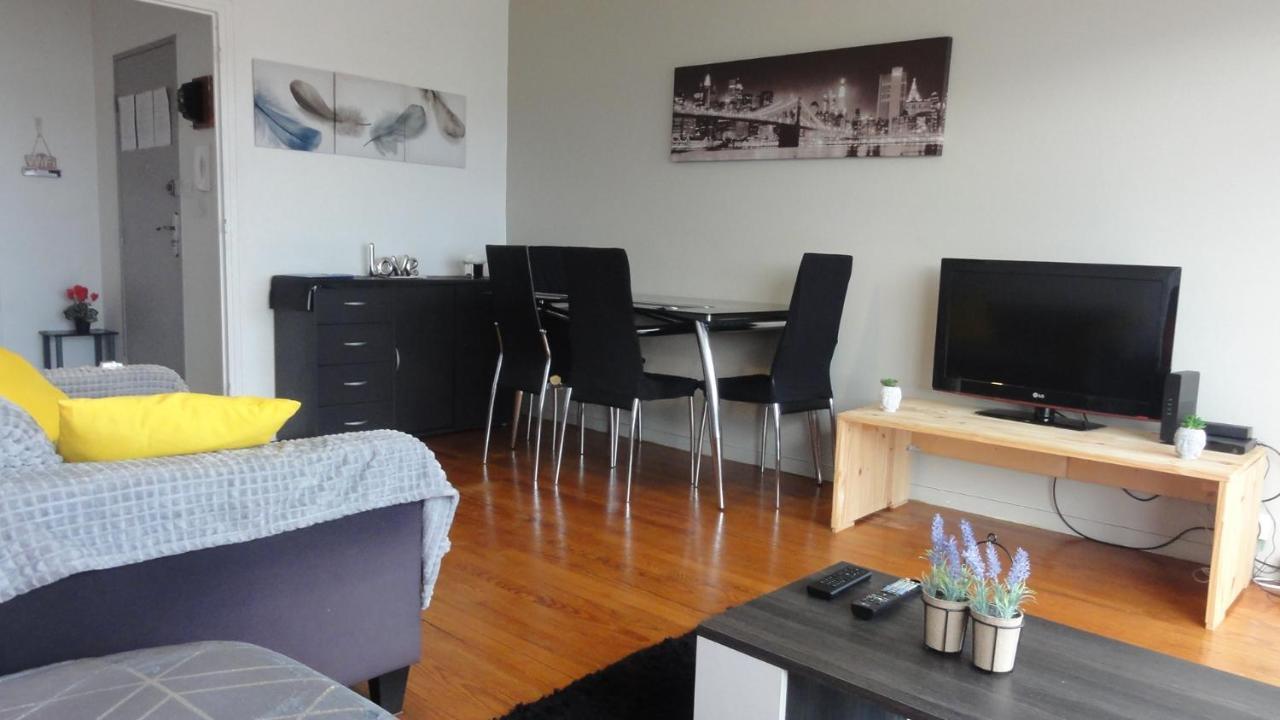 La Dolce Vita -T2 52M2- Dernier Etage- Terrasse-Parking-Wifi Fibre Διαμέρισμα Ταρμπ Εξωτερικό φωτογραφία
