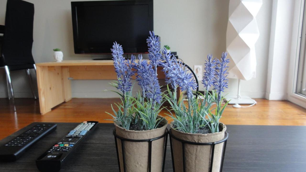 La Dolce Vita -T2 52M2- Dernier Etage- Terrasse-Parking-Wifi Fibre Διαμέρισμα Ταρμπ Εξωτερικό φωτογραφία